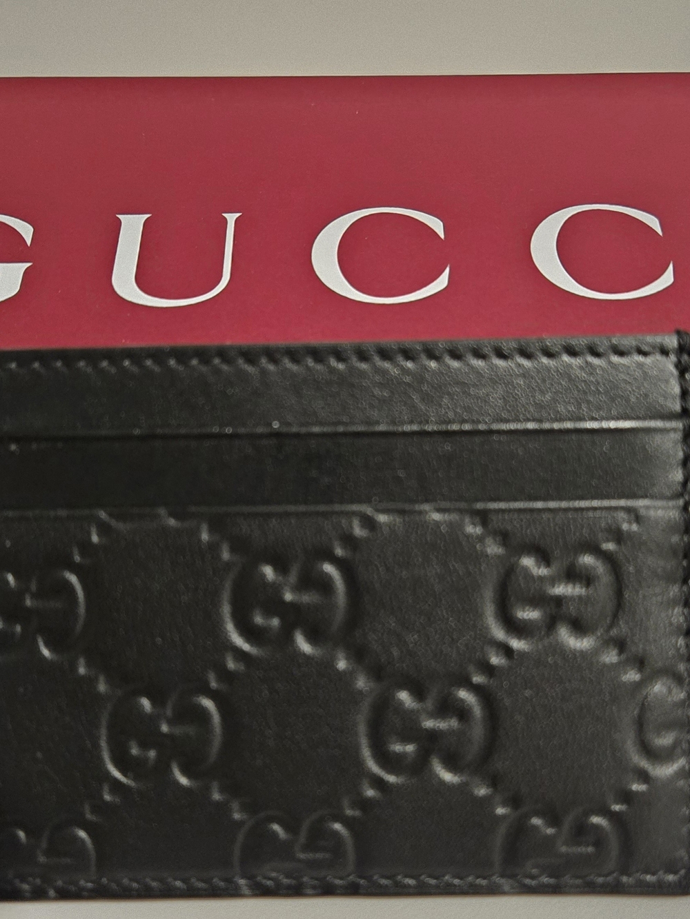 Gucci Black Embossed GG Leather Card Holder - Picture 2 of 5